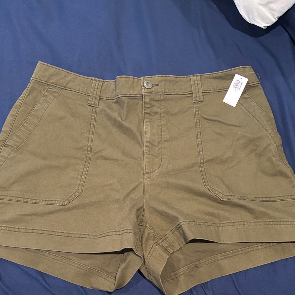 Old Navy Khaki Women's Cargo Shorts